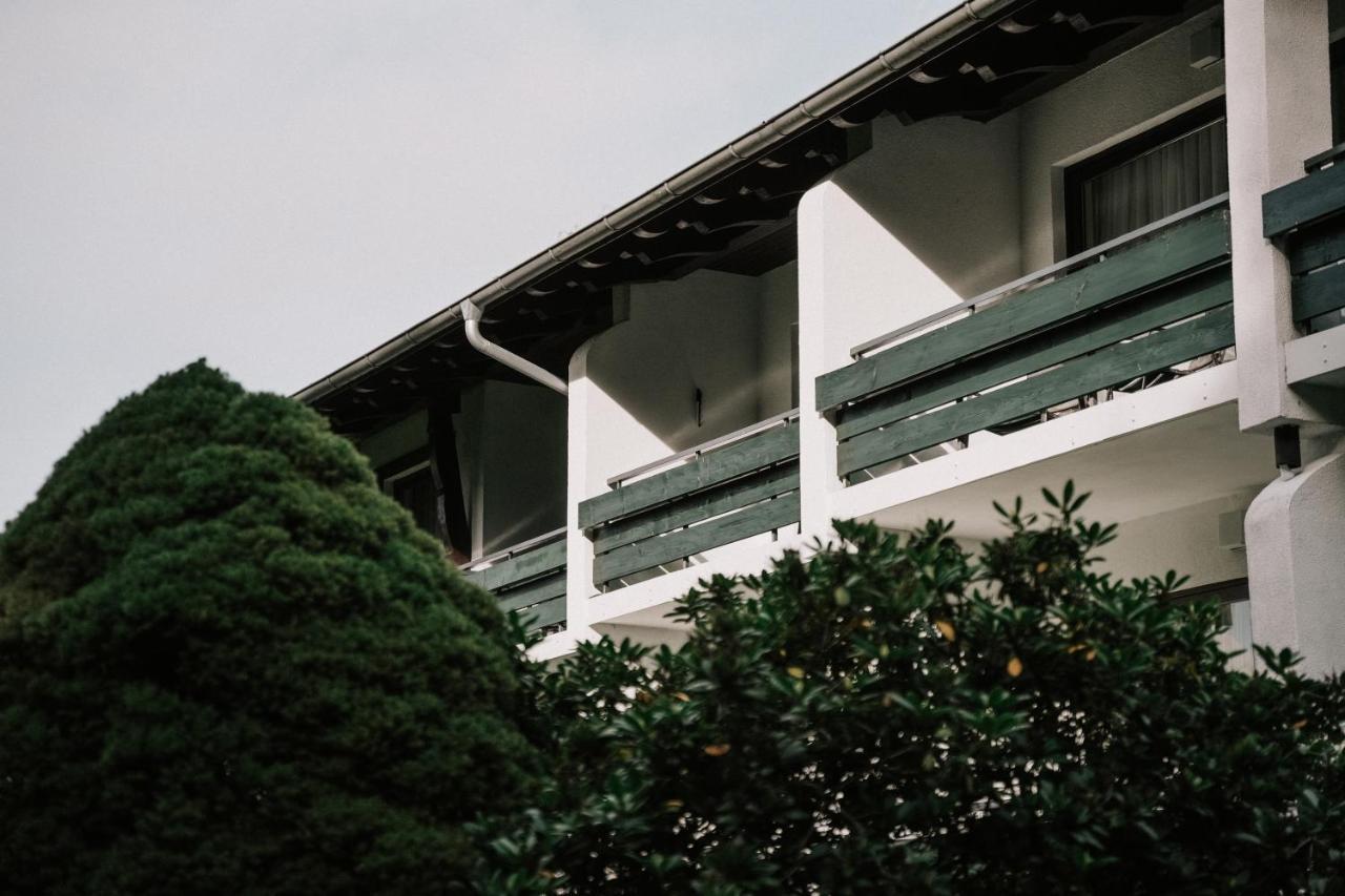 Landhotel Waldhaus Laubach  ภายนอก รูปภาพ