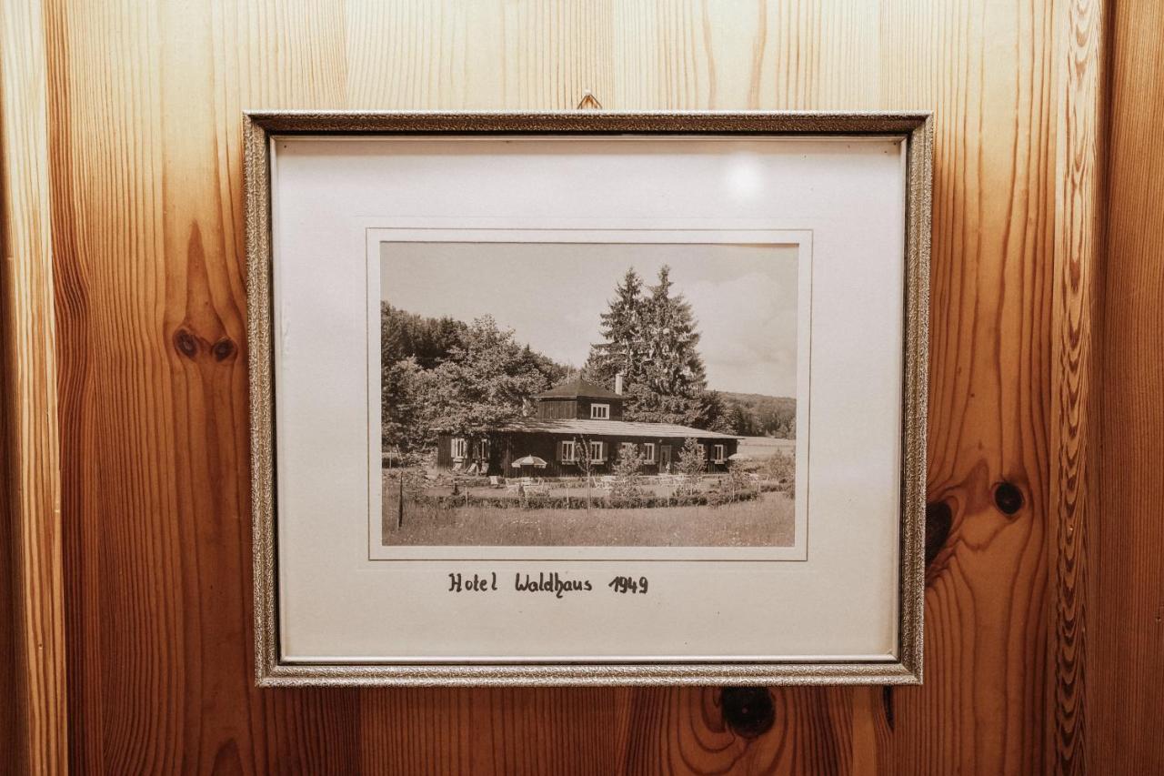 Landhotel Waldhaus Laubach  ภายนอก รูปภาพ